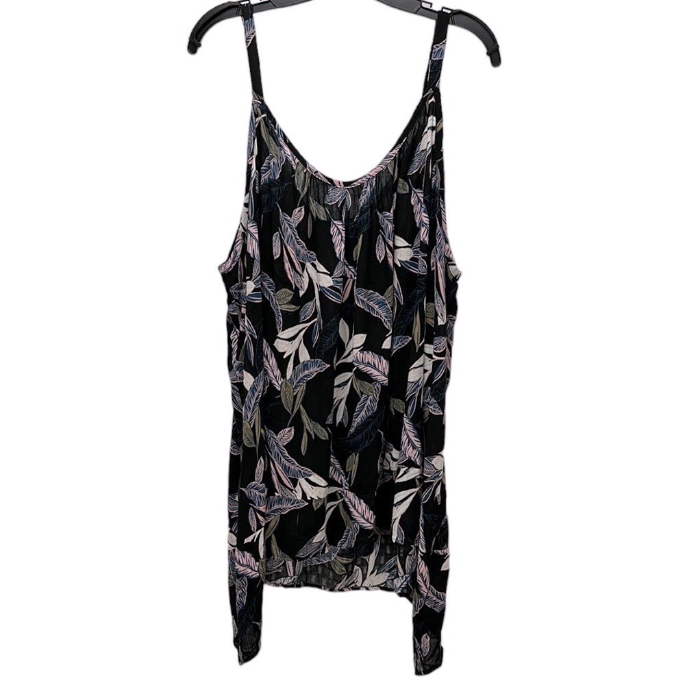 Torrid‎ Textured Woven Gauze Cami Top 4X Black Palm Leaf Sharkbite Hem